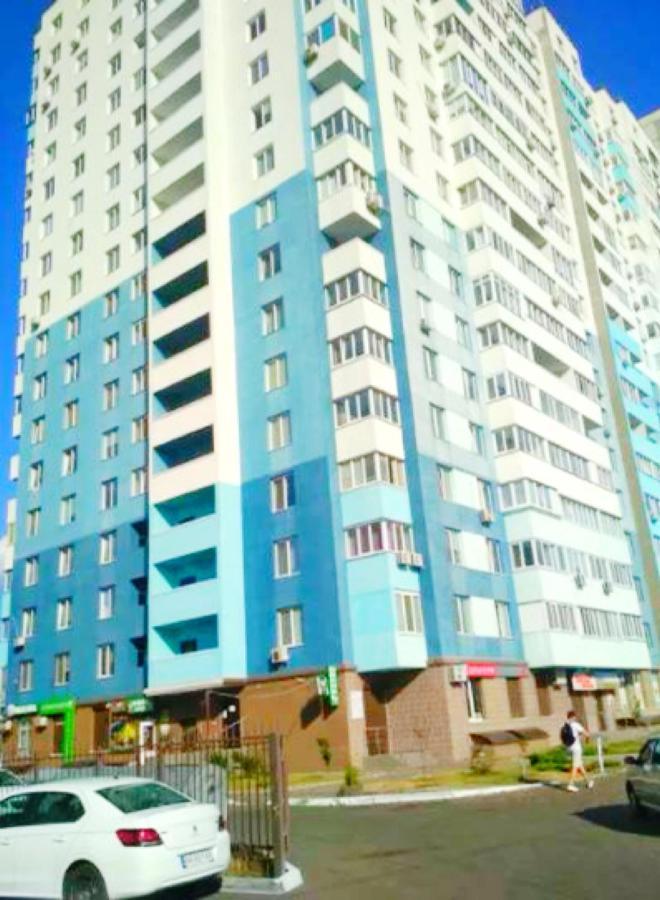Шикарная 1К Студио Новый Дом Троещина Kiev Ngoại thất bức ảnh